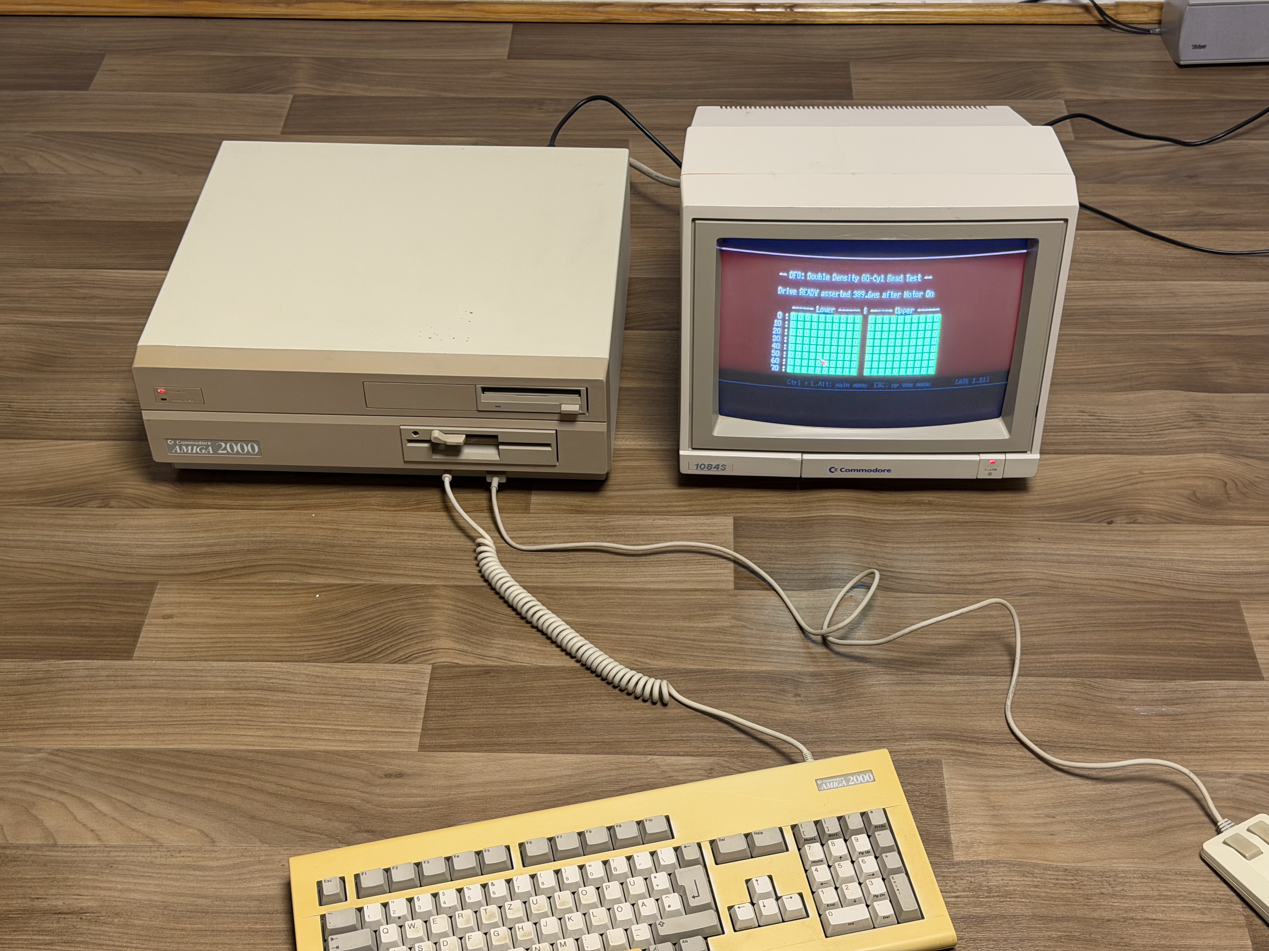 img2: Erster Boot/Test