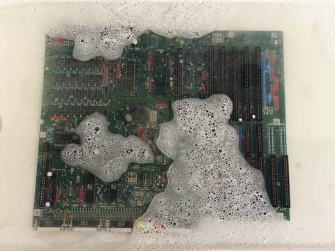 img5: Neutralisiert, Board in der Badewanne