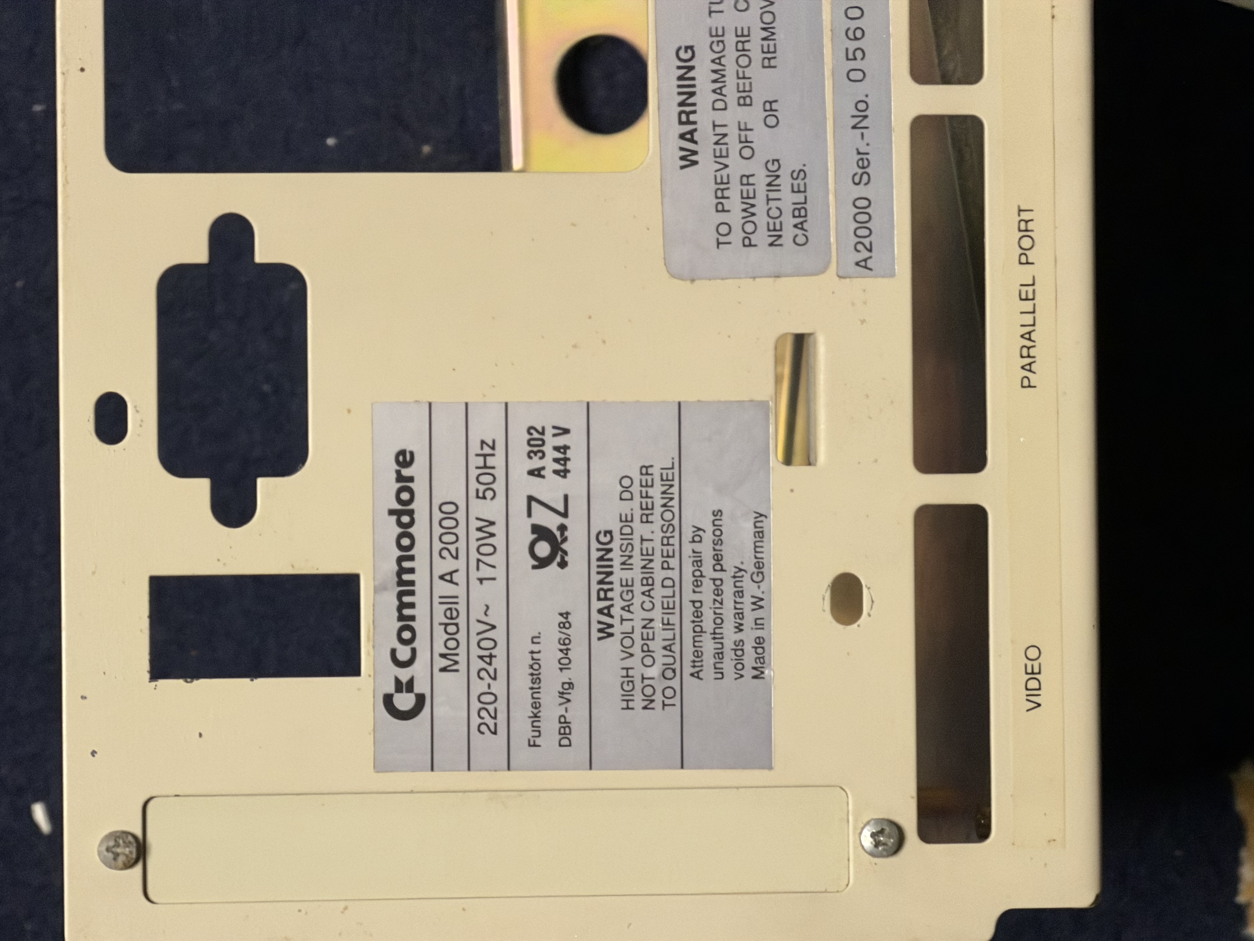 img23: Gehäuse hinten sauber